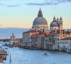 Car Hire & Car Rental in Venice